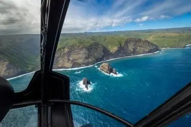 Blue Hawaiian Helicopters - Waterfalls and Volcano by Air and Land 