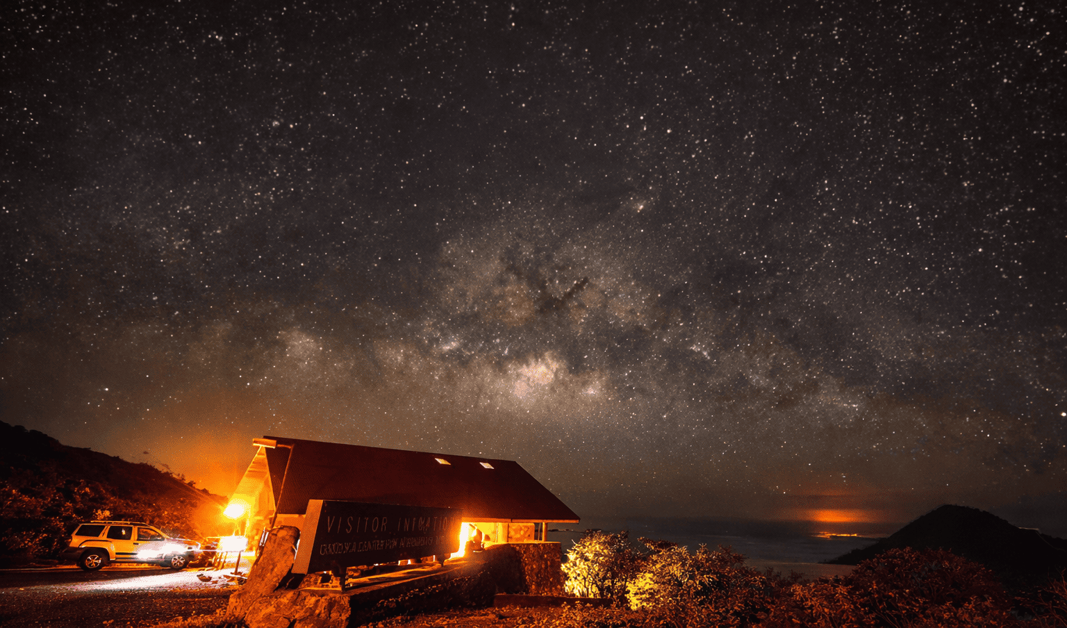 Hawaii Forest & Trail Mauna Kea Summit & Stars Adventure