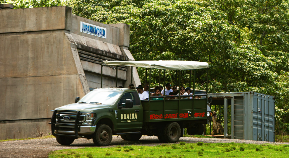 Kualoa Ranch - Jurassic Adventure Tour