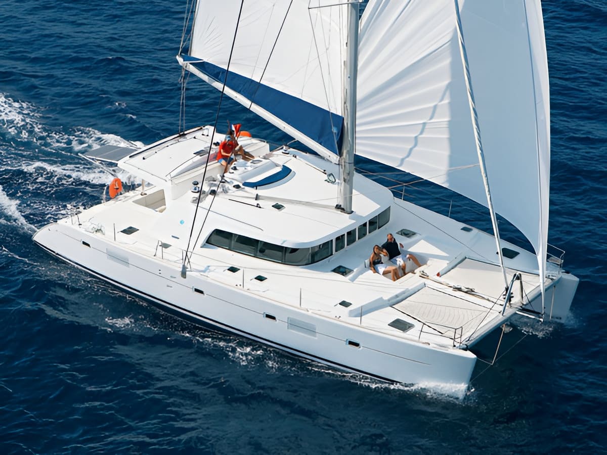 Hawaii Nautical Kona Luxury Dolphin Snorkel Sail
