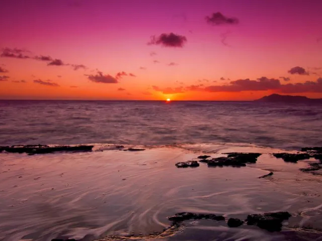 oahu sunset on the coast