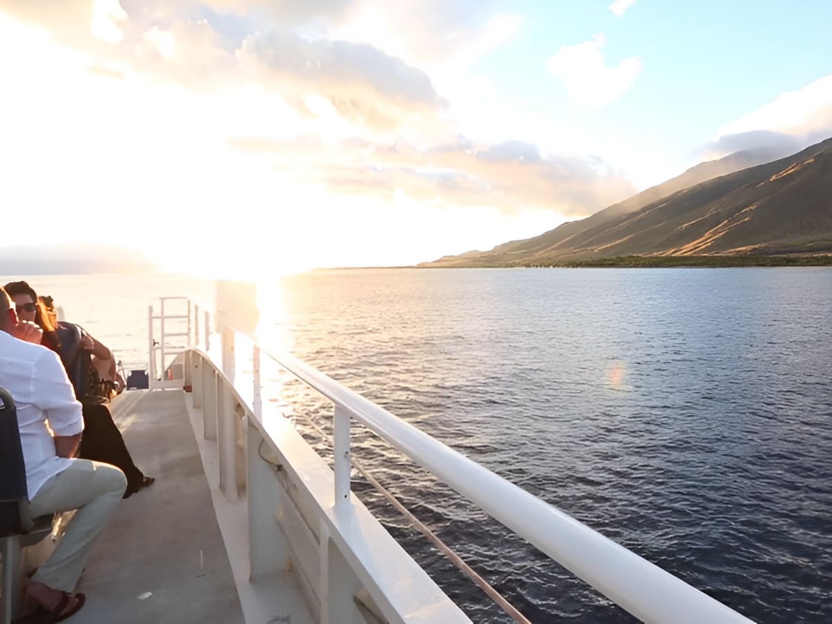 Pacific Whale Foundation Sunset Dinner Cruise
