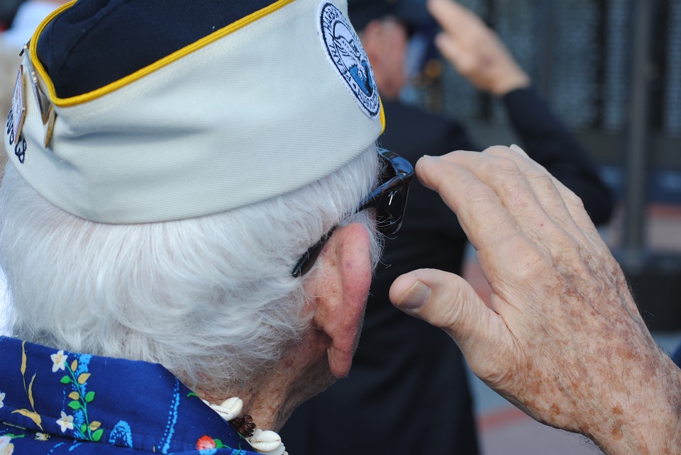 Hawaii News – Interring Crew in the USS Arizona Memorial 